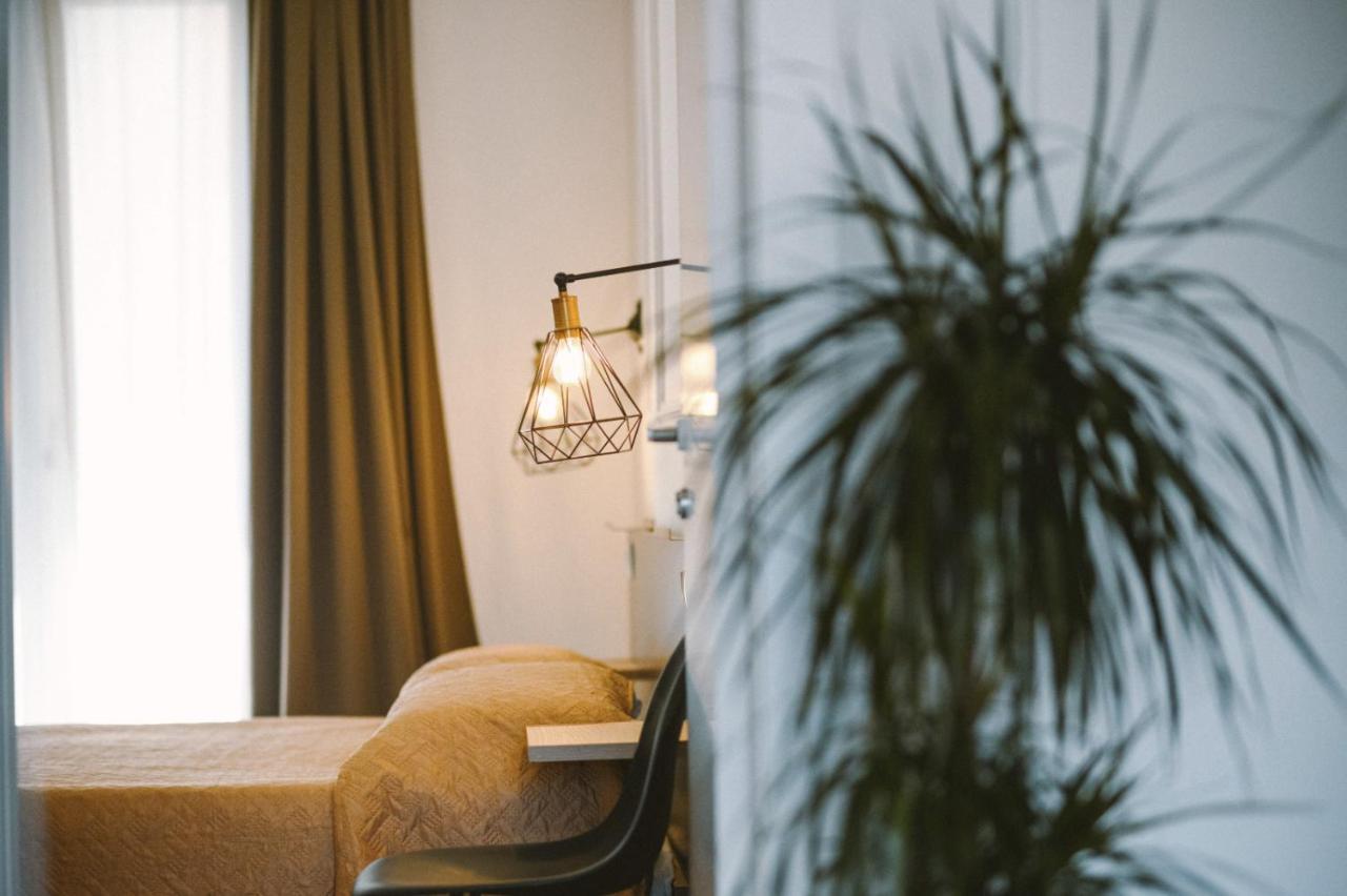 Ermes Bed & Breakfast Avola Luaran gambar