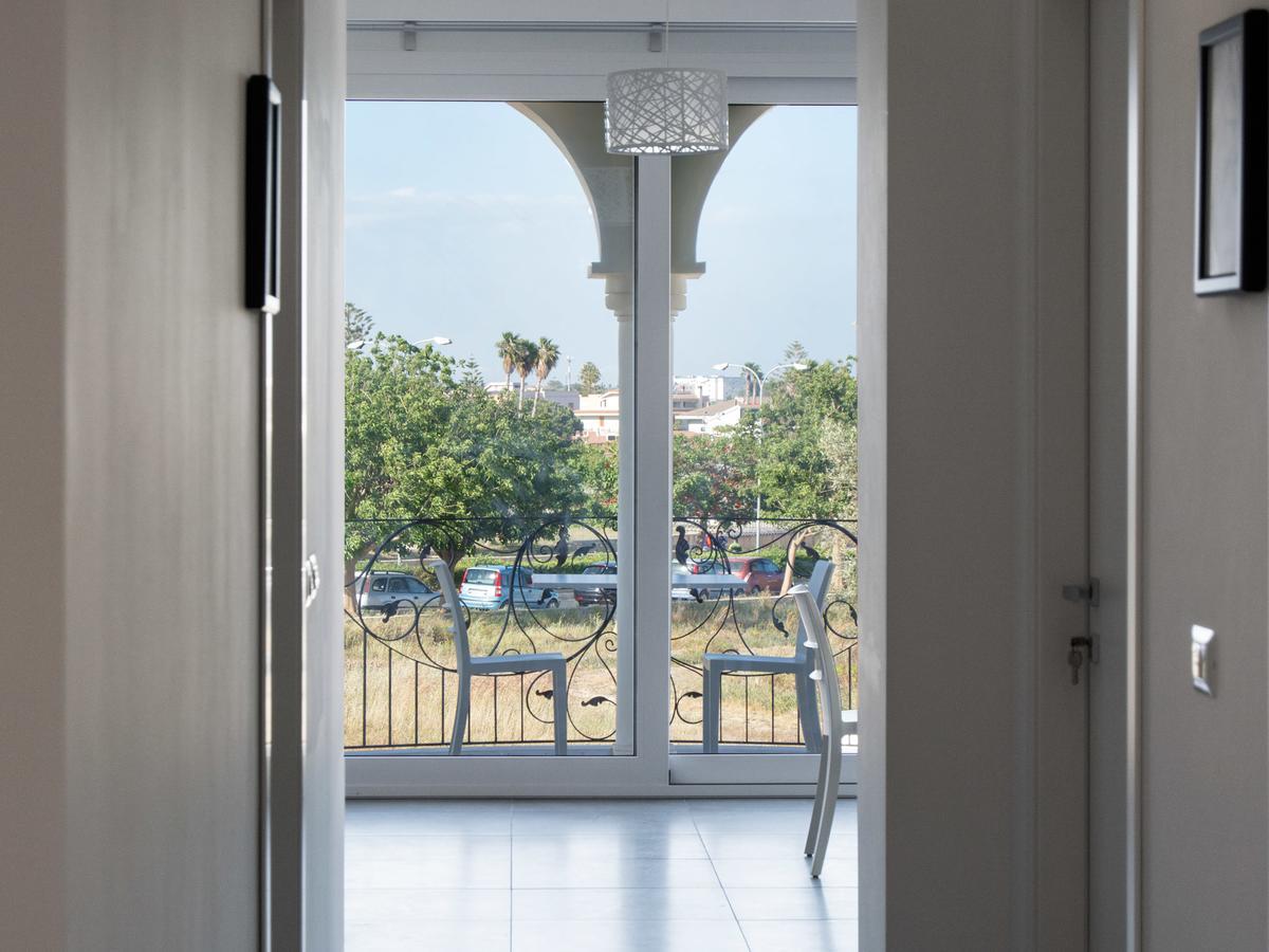 Ermes Bed & Breakfast Avola Luaran gambar
