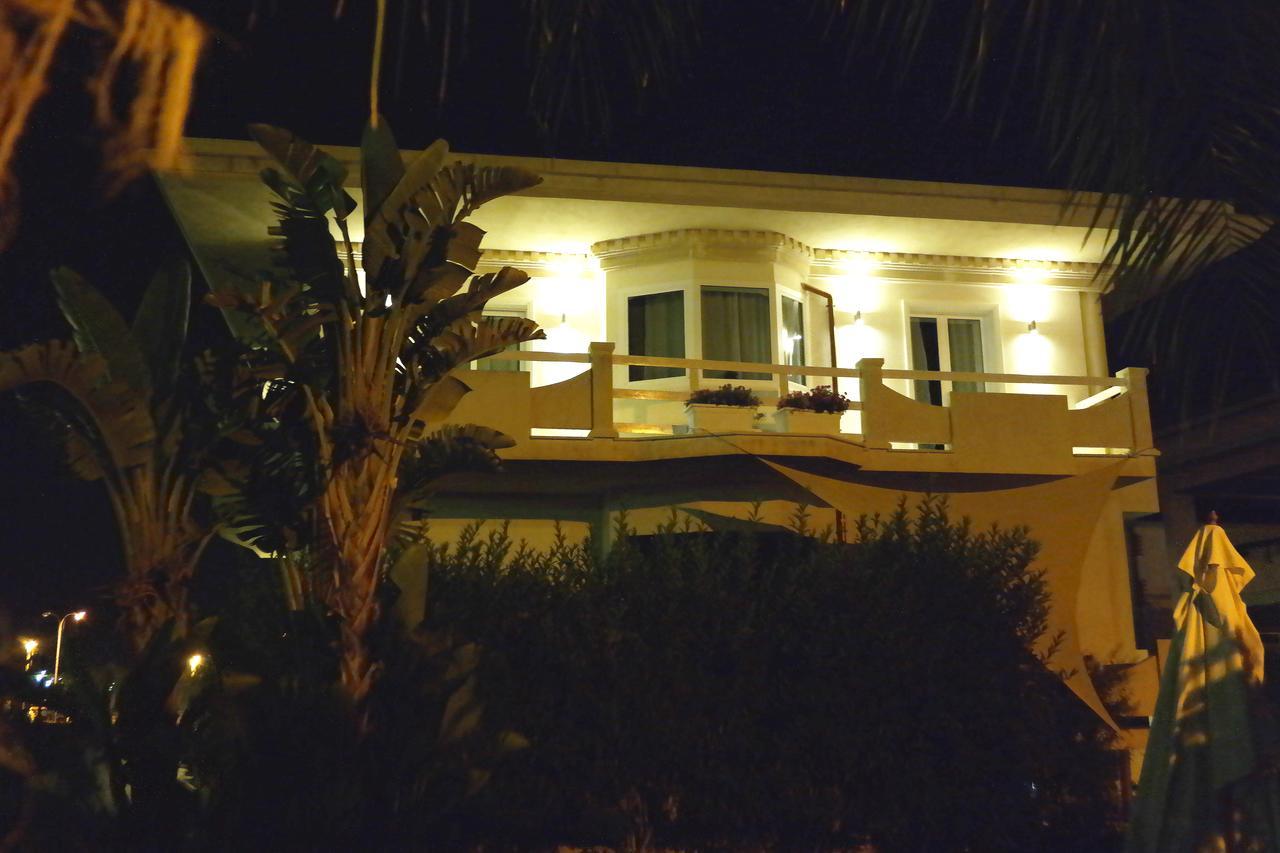 Ermes Bed & Breakfast Avola Luaran gambar