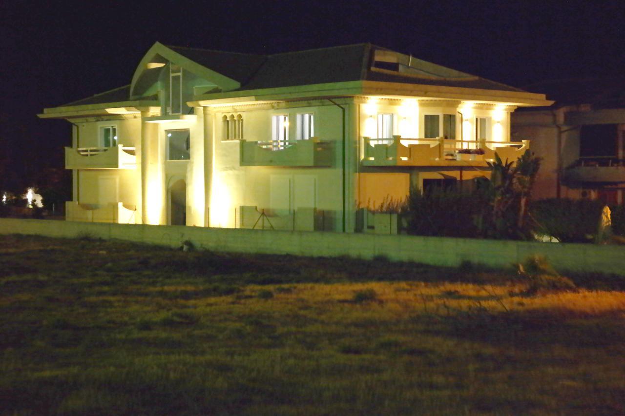 Ermes Bed & Breakfast Avola Luaran gambar
