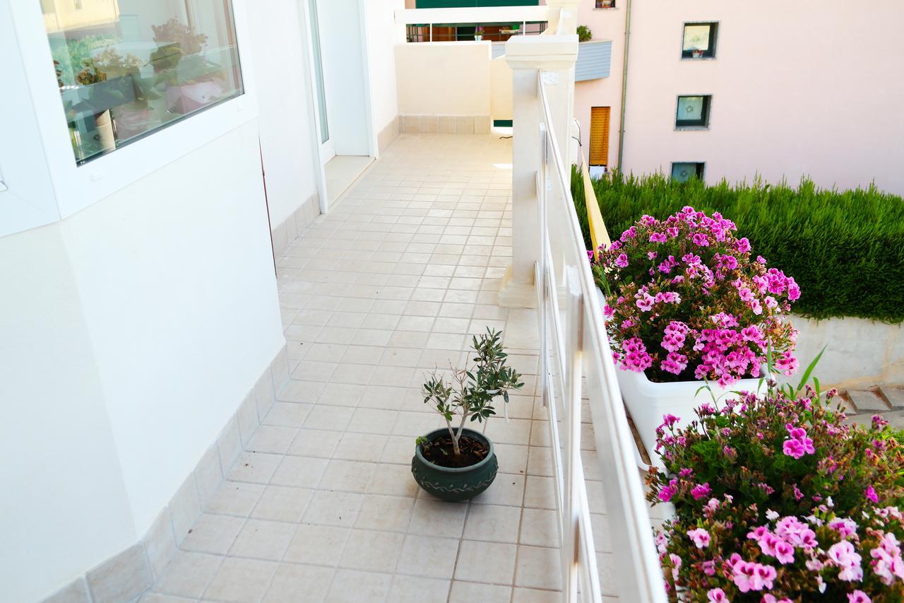 Ermes Bed & Breakfast Avola Luaran gambar