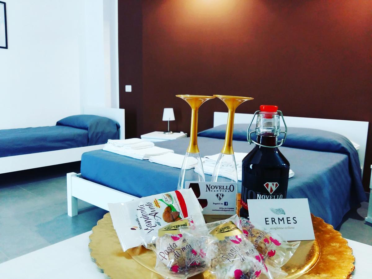 Ermes Bed & Breakfast Avola Luaran gambar