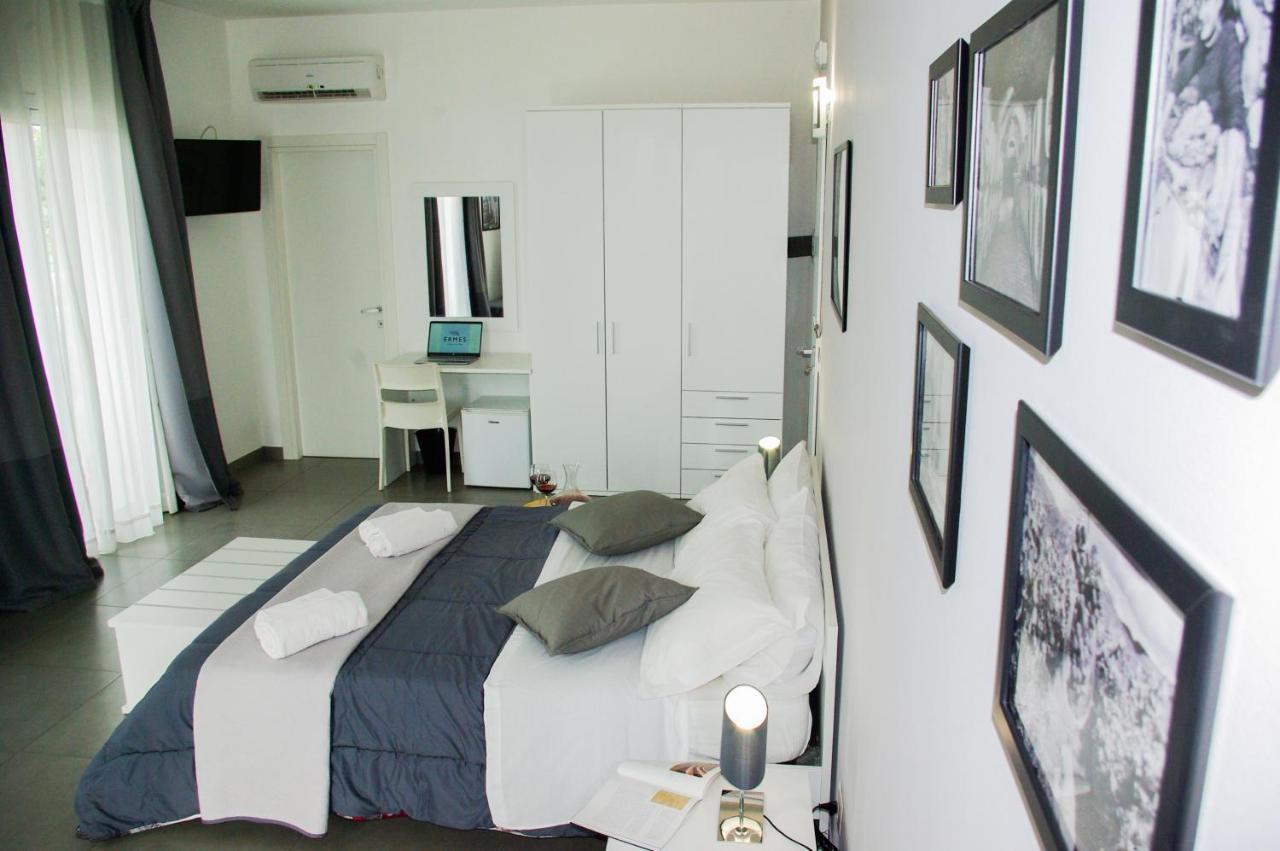 Ermes Bed & Breakfast Avola Luaran gambar